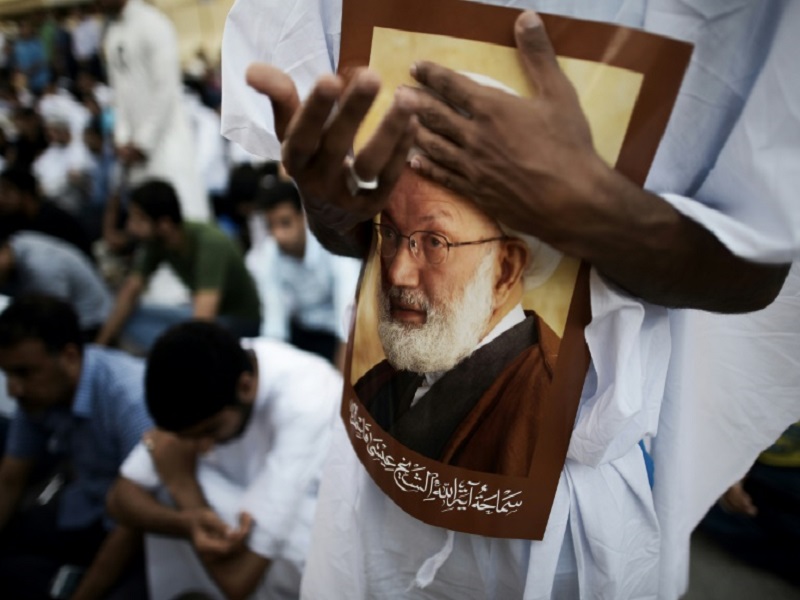 البحرين تُسقط الجنسية عن أيقونة الثورة بحكم القضاء العسکري
