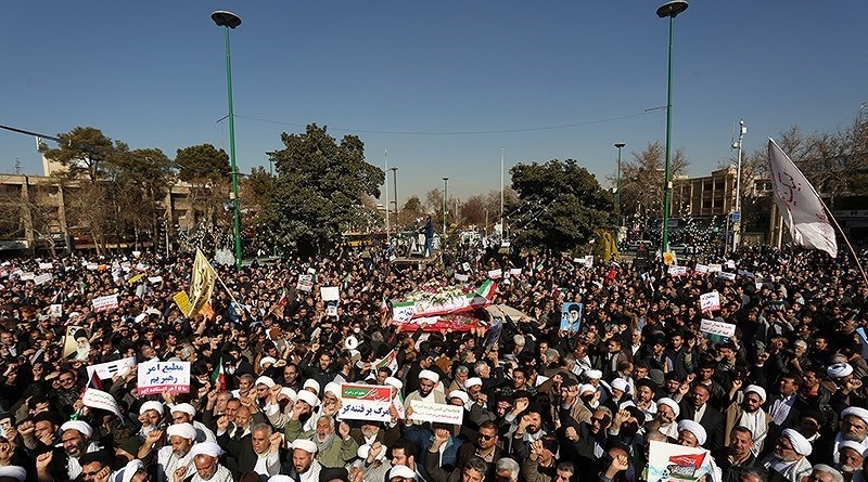 مسيرات جماهيرية حاشدة في أغلب المدن الايرانية تنديداً بأعمال الشغب والتدخلات الخارجية