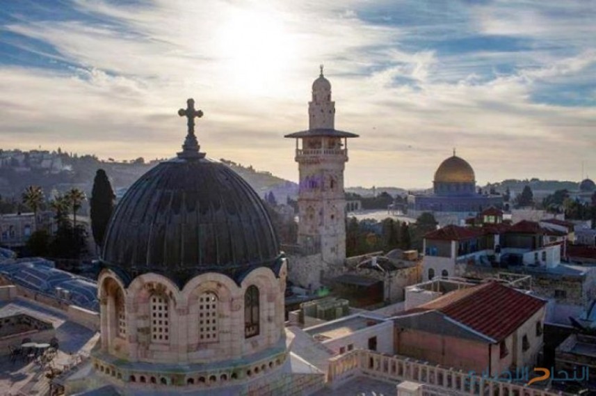 الكيان الإسرائيلي يعلّق قرار فرض الضرائب على الكنائس في القدس المحتلة