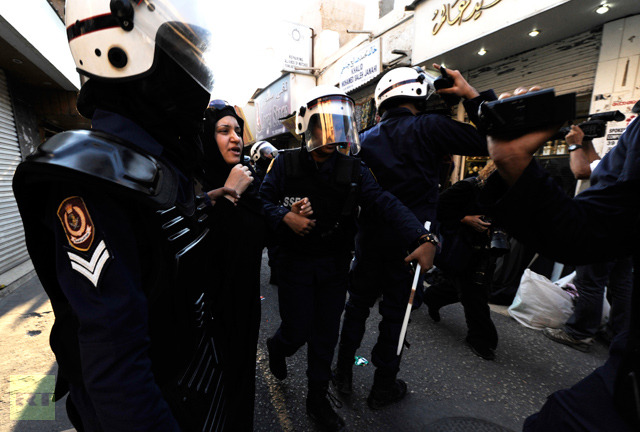 Bahraini Regime Detains 32 People Amid Heightened Crackdown