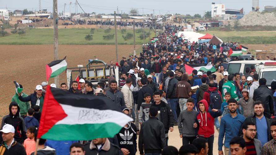 15 شهيداً فلسطينياً في مسيرات العودة، وعباس يعلن يوم حداد وطني