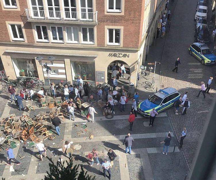 Van Crashed into Crowd in Germany, Killing Three, Driver Shot Himself