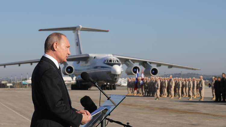 بوتين يعلن سحب 25 طائرة حربية ومئات العسكريين الروس من سوريا