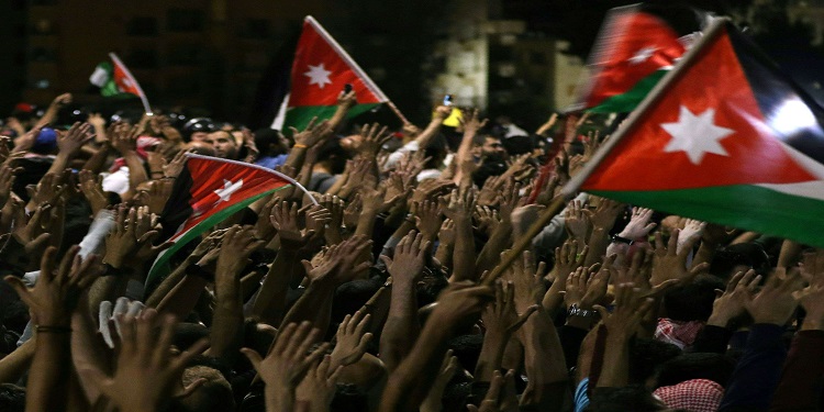 اتساع رقعة المظاهرات والاحتجاجات في الأردن وسط عجز حكوميّ عن تهدئة الشارع