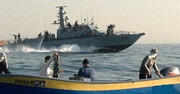 Israeli Navy Attacks Palestinian Fishing Boats Off Gaza Coast