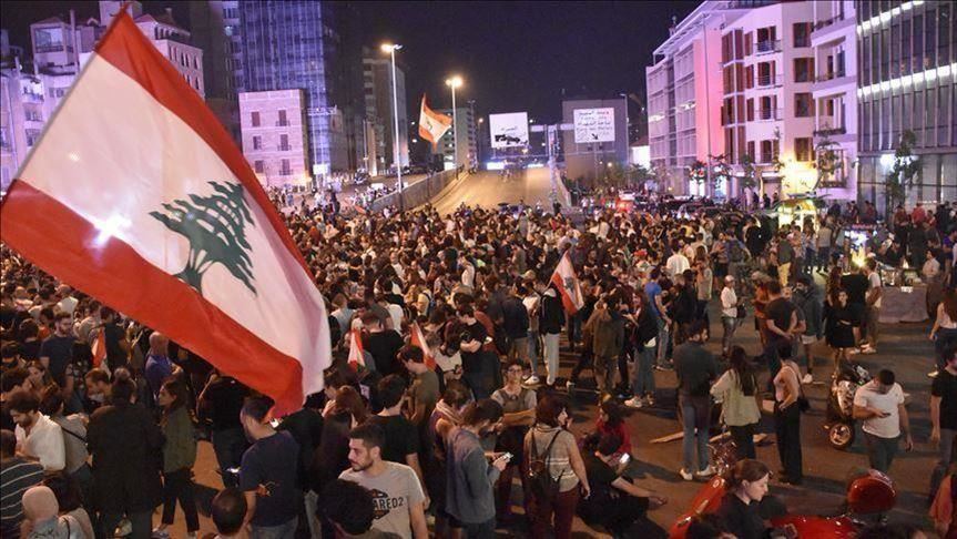 اللبنانيون يردّون على فيلتمان: يسقط حكم السفارة