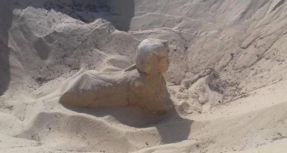 اکتشاف تمثال اثری فی مصر