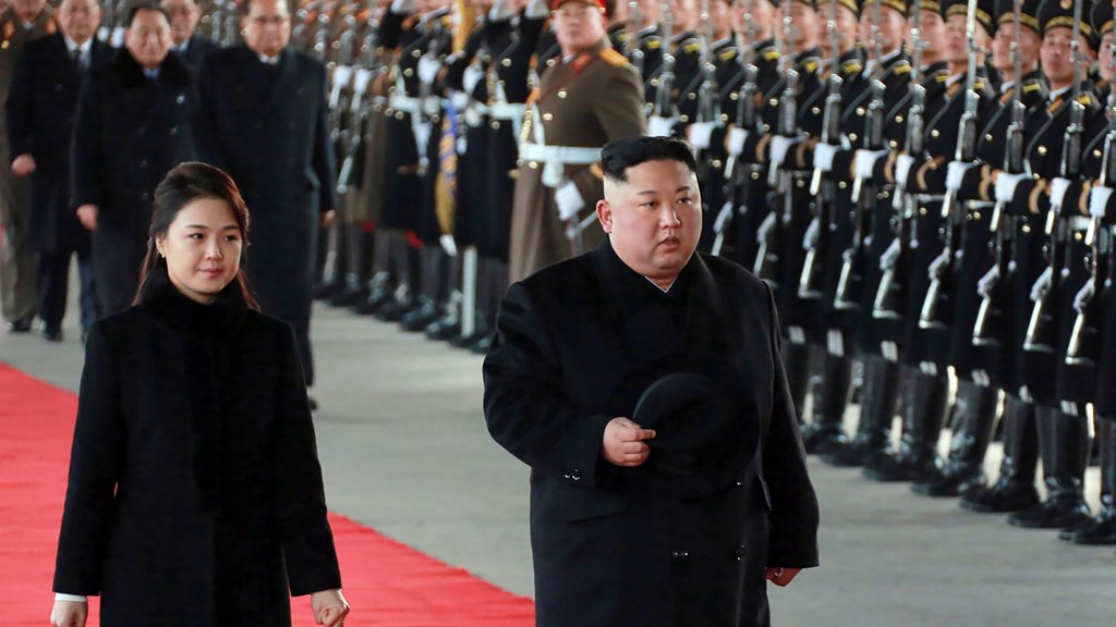زعيم كوريا الشمالية يزيح الستار عن سلاح نوعي جديد