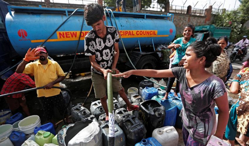 In Drought-Hit Delhi, Haves Get Limitless Water, Poor Fight for Every Drop