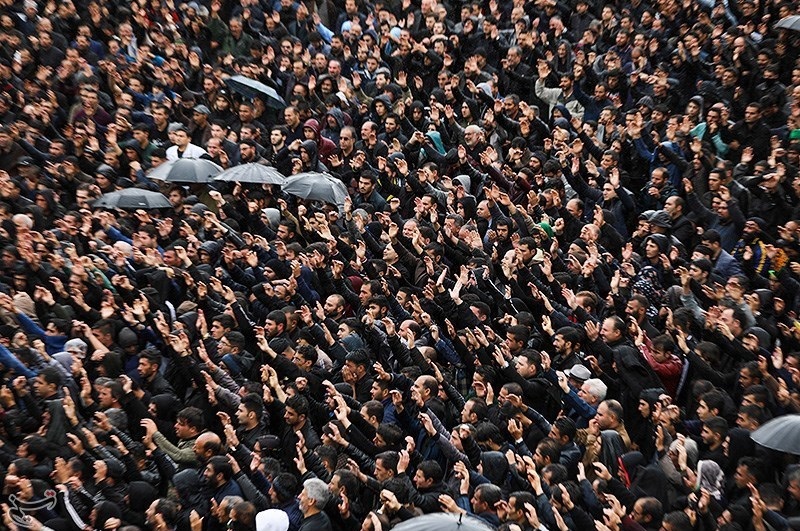 Millions of Iranians Commemorate Imam Hussein’s Martyrdom on Tasu’a