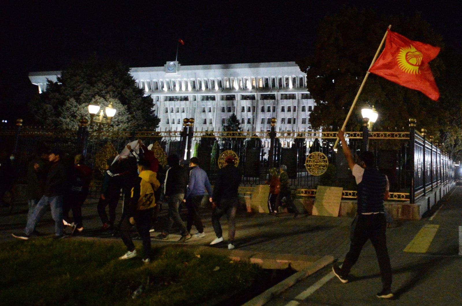 Kyrgyz Electoral Body Annuls Vote Results after Violent Protests