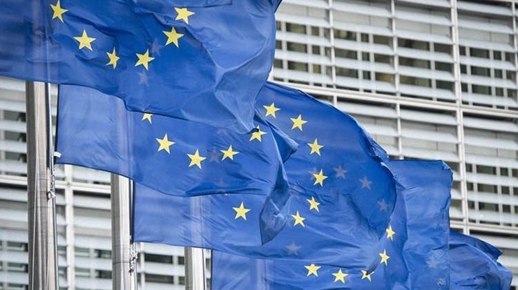 الاتحاد الأوروبي: سنفرض رسوماً جمركية على الولايات المتحدة