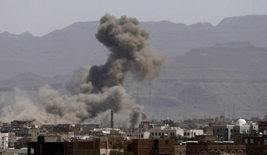 قوى العدوان تكثّف خروقاتها وتشنّ غارات على المحافظات اليمنية