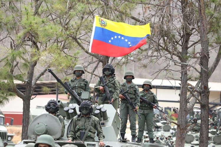 فنزويلا تحبط عملية تسلل جديدة من كولومبيا