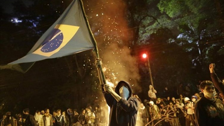 تظاهرات ضخمة في البرازيل ضدّ العنصرية وتنديداً بسياسة بولسونارو
