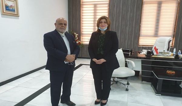 السفير الإيراني يبحث مع وزيرة الهجرة العراقية سبل التعاون بين البلدين