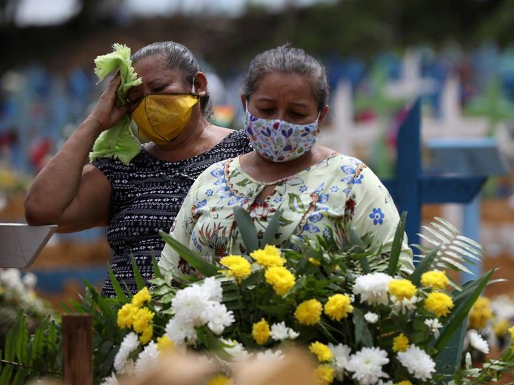 وفيات فيروس كورونا بالبرازيل تتجاوز الألف مجدداً