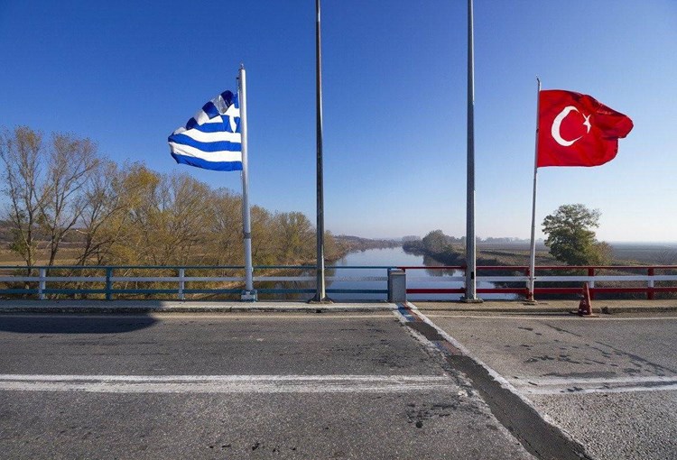 تركيا: على الاتحاد الأوروبي التزام الحياد في نزاع شرق المتوسط مع اليونان