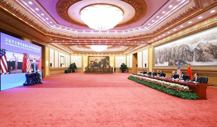 اليكم تفاصيل الاجتماع بين الرئيس الصيني ونظيره الأمريكي