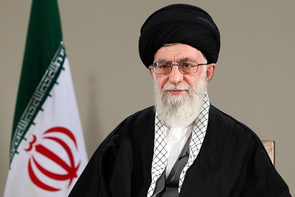 امام خامنه‌ای: پیام مهم شهیدان به ادامه دهندگان راهشان در امان بودن از ترس و اندوه است