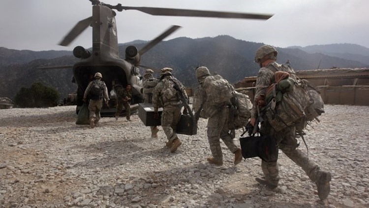 أمريكا تأمر موظفيها بمغادرة أفغانستان في أقرب وقت ممكن