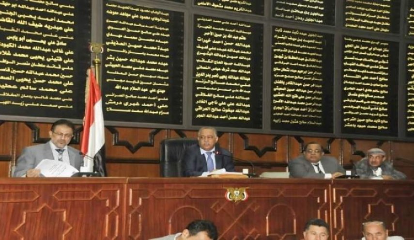 البرلمان اليمني: سباق التطبيع العربي وصمت المجتمع الدولي شجعا الصهاينة على الاستمرار في ارتكاب المجازر