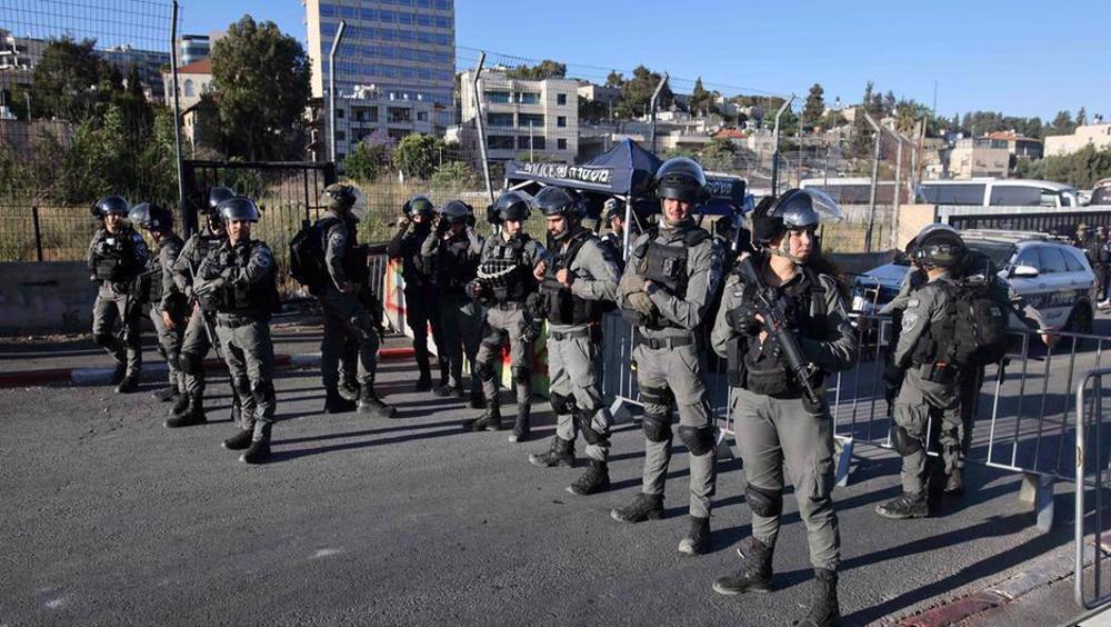 Israeli Regime Allows far Provocative Flag March in Al-Quds