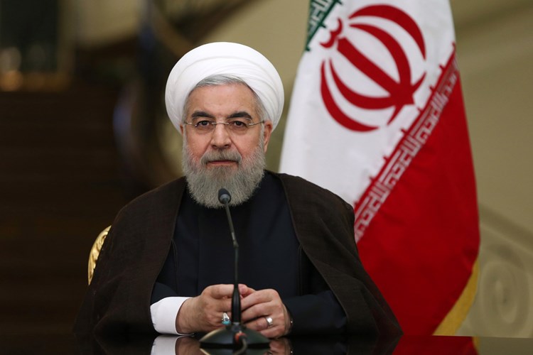 الرئيس الايراني: ثورة الامام الخميني تعني أن السلاح لن ينتصر على الفكر