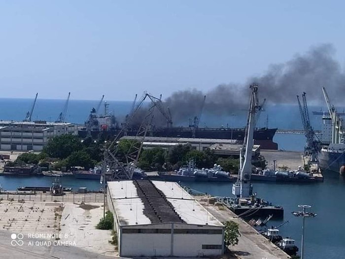 سوريا تنفي خبر استهداف سفينة إيرانية في مرفأ اللاذقية