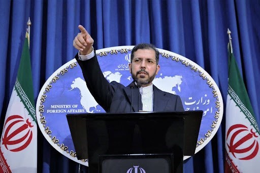 الخارجية الايرانية: لن نقف مكتوفي الأيدي أمام آلام وأزمات الشعب اللبناني المخطط لها