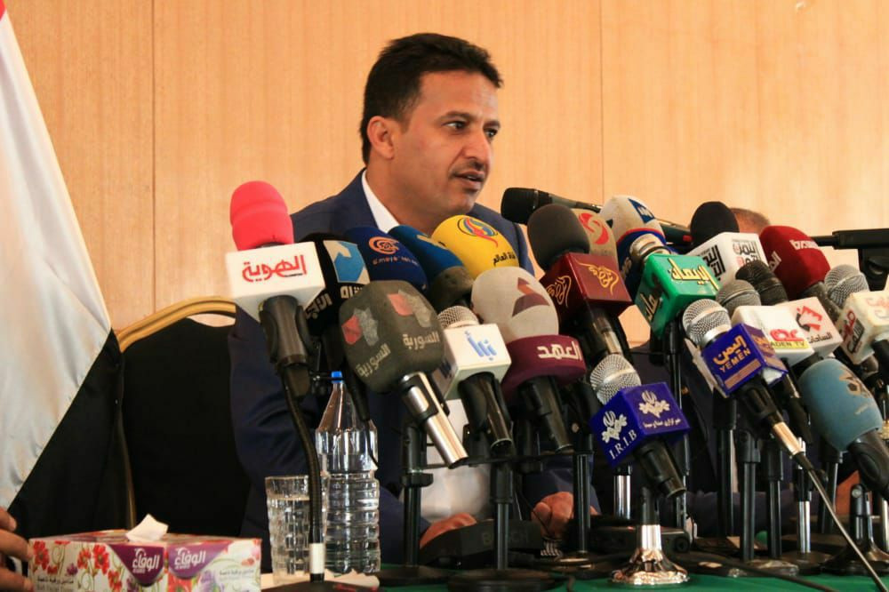 نائب وزير الخارجية اليمني.. تحالف العدوان السعودي يمنع القوات الدولية من الوصول إلى الحديدة