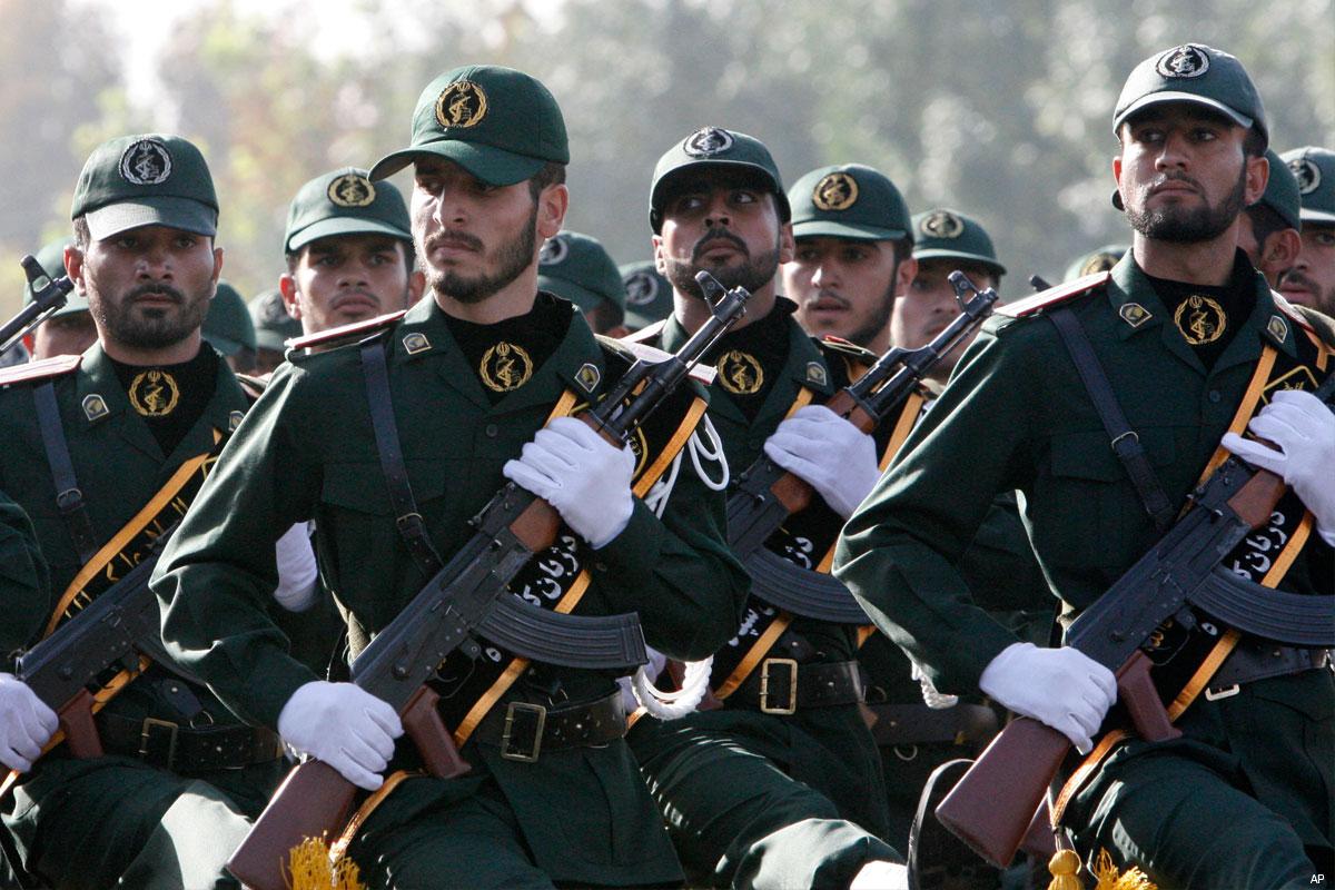 استشهاد 4 عناصر من حرس الثورة و"الباسيج" جنوب شرق إيران