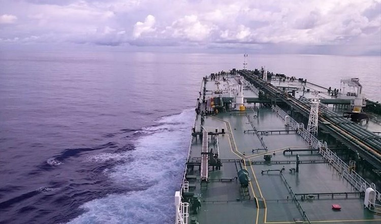 مرة جديدة... النفط الإيراني يعبر المحيطات ويصل الى فنزويلا المحاصرة