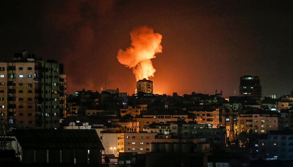 Palestinian Anti-air Defenses Confront Israeli Warplanes over Gaza Strip