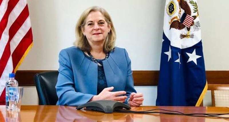 ألينا رومانوفسكي... من هي السفيرة الأمريكية الجديدة في العراق؟