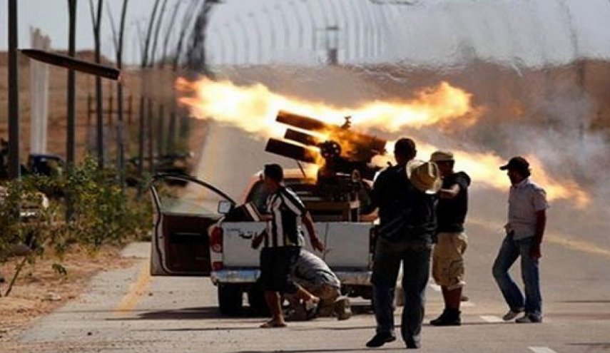 الجيش الليبي يشتبك مع مجموعات تابعة لتنظيم "داعش" ويحبط محاولة تسلل جنوب سبها