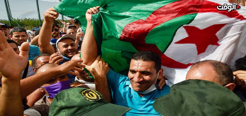 توقيف المعارض الجزائري كريم طابو .. التفاصيل والأسباب
