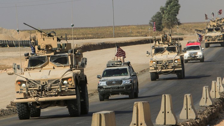 الجيش السوري يعترض رتلاً أميركياً ويجبروه على العودة في  ريف القامشلي الشرقي