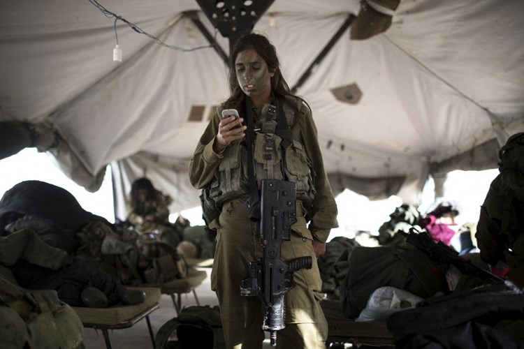 إعلام إسرائيلي: "حماس" سعت للتجسس على الجنود الإسرائيليين عبر برمجيات