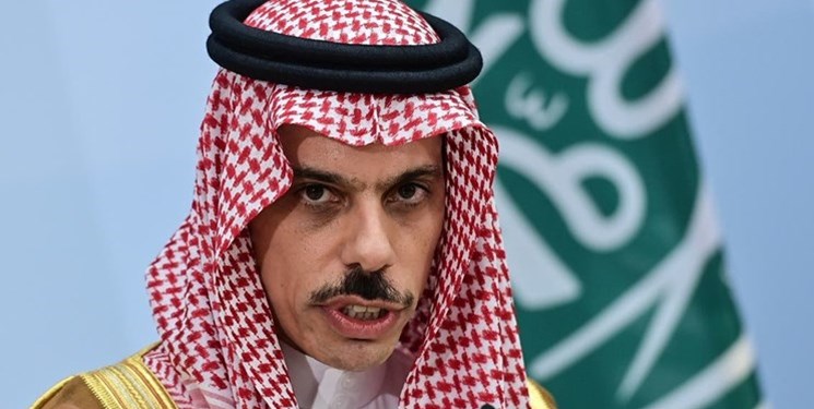 الإعلام السعودي: وزیر خارجية السعودية يتباحث مع "بورل" حول الاتفاق النووي