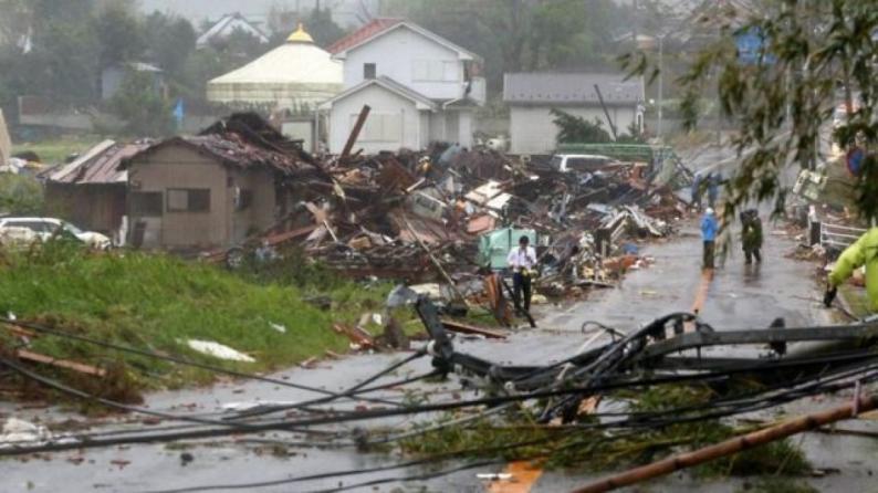 اليابان على موعد مع إعصار "خطير جدًا"