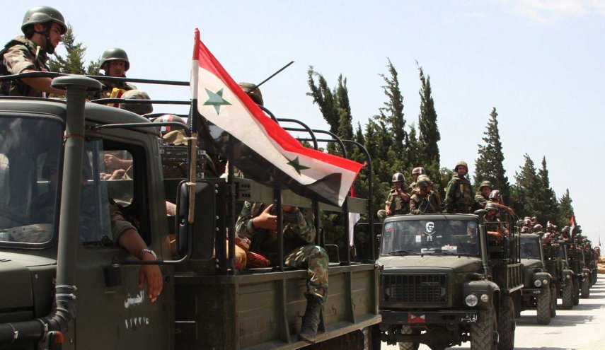 سوريا... رتل عسكري للجيش السوري يتوجه إلى خطوط التماس في ريف الرقة