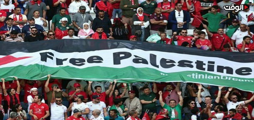الكوفيات وأعلام فلسطين حاضرة بقوة في ملاعب الرياضة العالمية