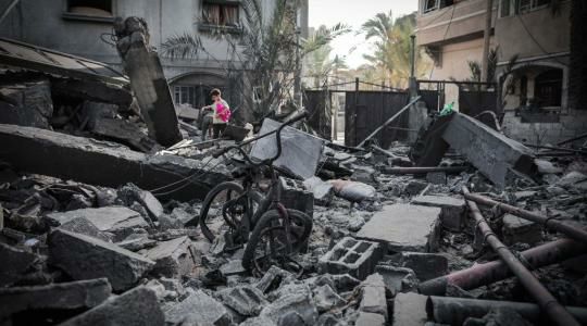 استشهاد 14 مواطناً جراء قصف "اسرائيلي" وسط قطاع غزة