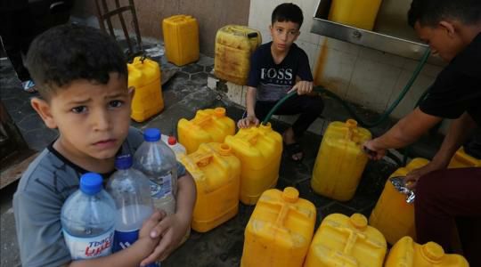 وزراء المياه العرب: قطع المياه والكهرباء عن غزة جريمة حرب ضد الإنسانية