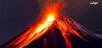 تجدد ثوران بركان "إتنا" وتدفق الحمم من فوهته بجزيرة صقلية الإيطالية