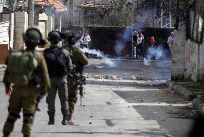 الاحتلال الإسرائيلي ينفذ اقتحامات في الضفة والقدس ويعتدي على حرم جامعة بيرزيت