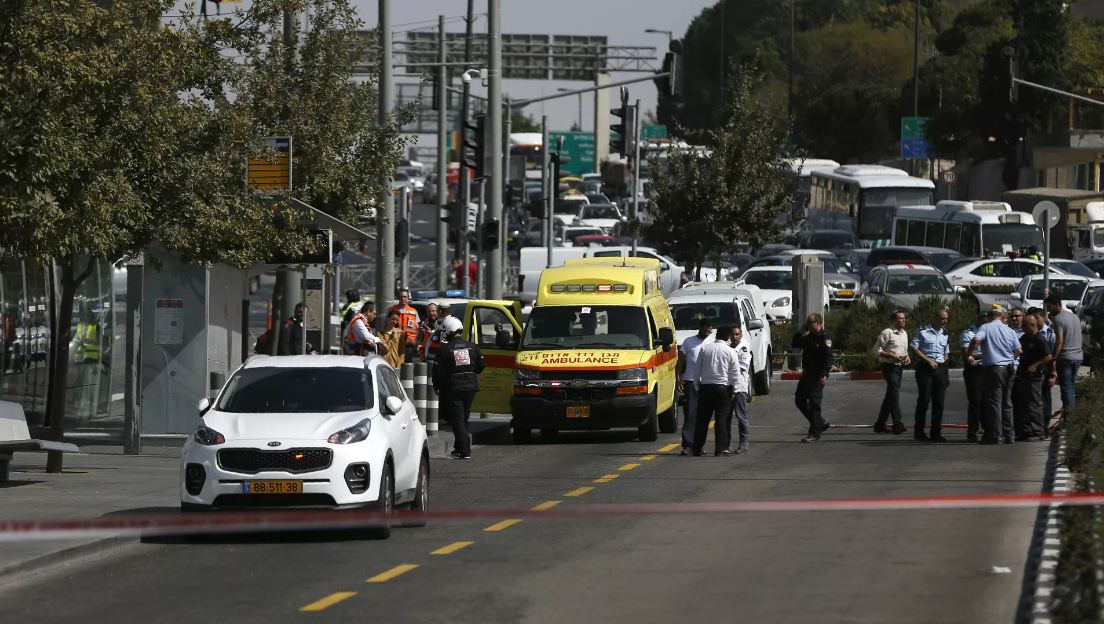 Palestinian Boy Shoots Two Israeli Settlers in Al-Quds, Less Than 24 Hours after Synagogue Attack