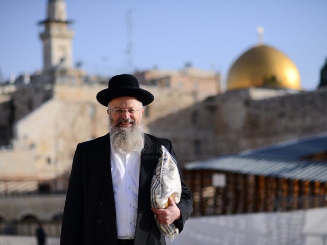 Top Israeli Rabbi Calls Quake in Turkey, Syria ’Divine Justice’