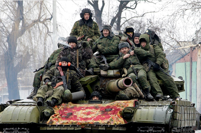 القوات الروسية تحكم الطوق حول باخموت في جمهورية دونيتسك